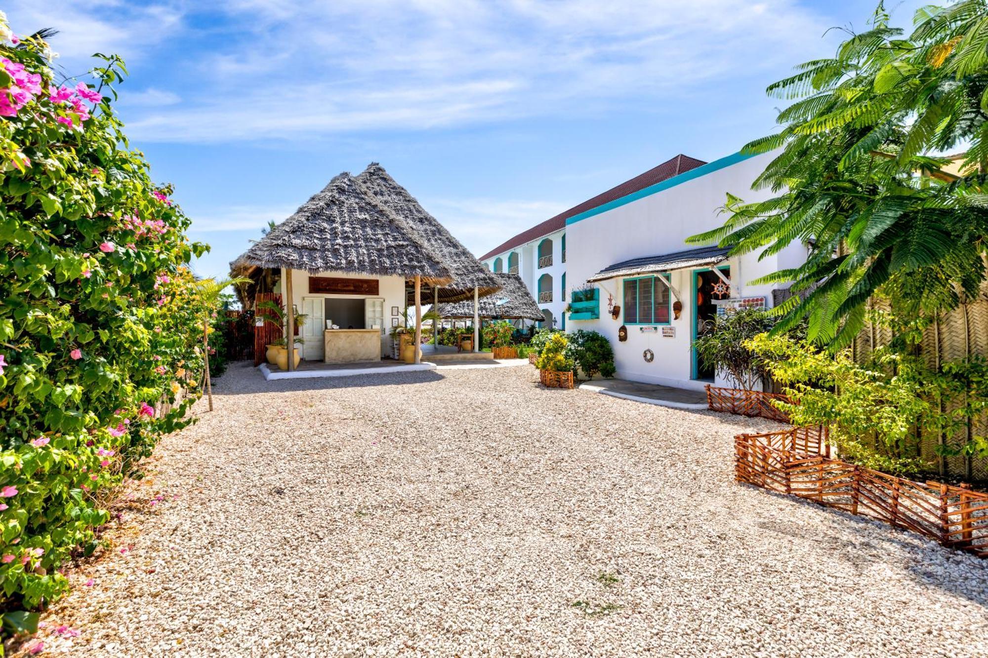 Ahg Sun Bay Mlilile Beach Hotel Matemwe  Kültér fotó
